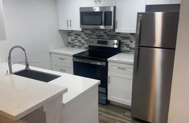 3183 Coral Lake Dr photos photos