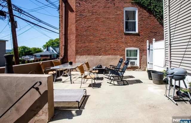 116 Wessington Avenue Gallery 3