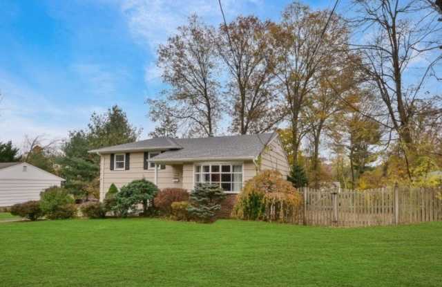 69 Intervale Rd Gallery 3