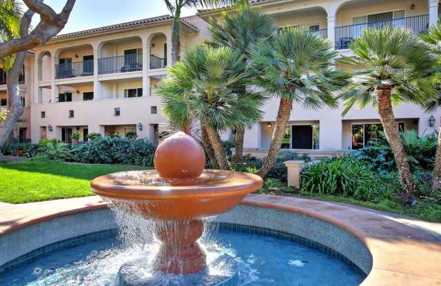 Lovely ground floor unit at the incredible El Escorial! Santa Barbara:) - 404 Por La Mar Circle, Santa Barbara, CA 93103