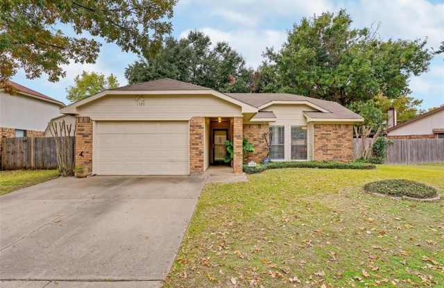 1509 Hunting Green Drive - 1509 Hunting Green Drive, Fort Worth, TX 76134