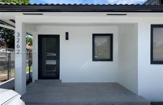 3260 SW 23rd Ter #3260 MIAMI, FL 33145 photos photos