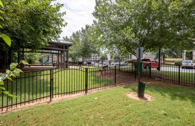 The Grove Apartments Gallery 2