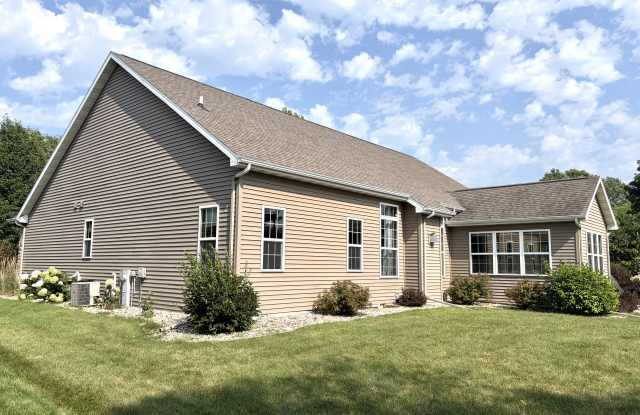 2701 East Glenhurst Lane Gallery 3
