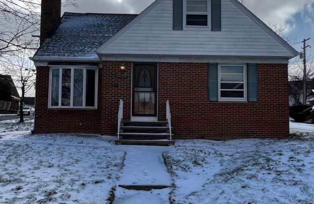 10310 Park Hts. Ave. photos photos