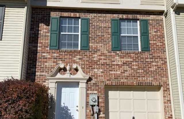 Gorgeous 3 Bedroom Townhome! photos photos