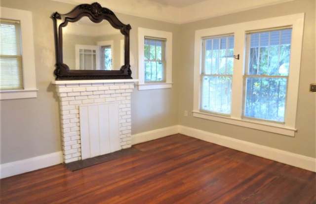 506 East Knollwood Street Gallery 4