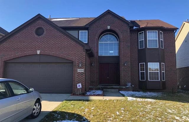 29509 TRAILWOOD Drive - 29509 Trailwood Dr, Warren, MI 48092