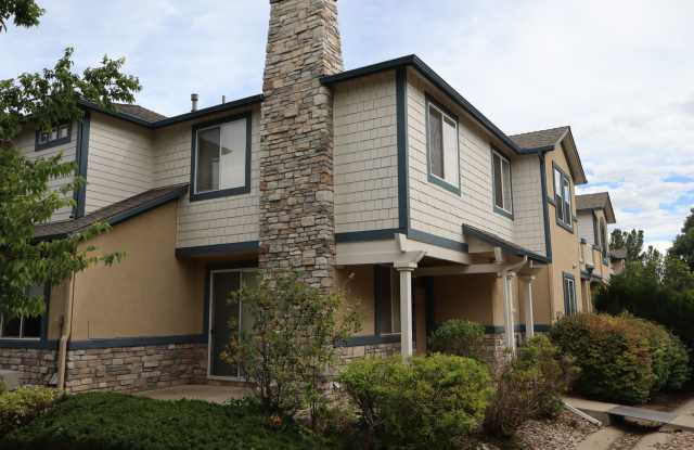 Beautiful Fort Collins 3 Bed, 2.5 Bath Townhome photos photos