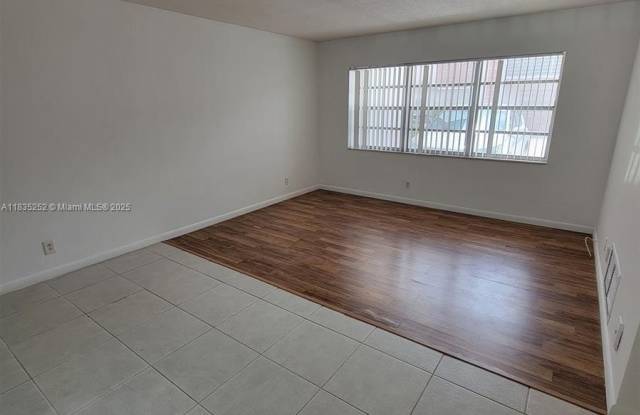 3550 NW 8th Ave photos photos