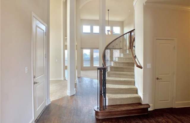 15523 Tealwood Lane Gallery 3