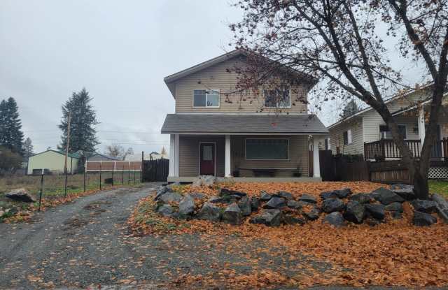 611 S. State Ave. - 611 South State Avenue, Newport, WA 99156