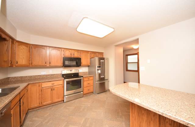 14662 Sherwood Pl Gallery 3