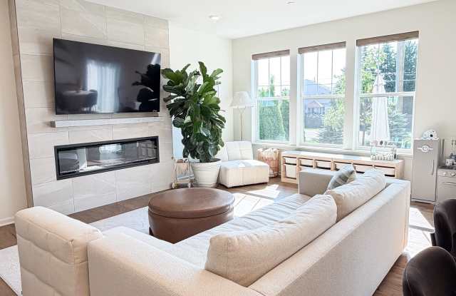 2621 Martini Street photos photos