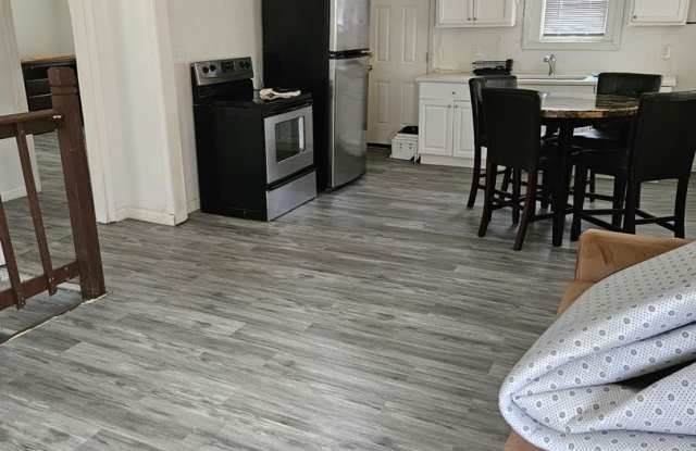 Room in 2 Bedroom Home at Whitaker Cir NW Gallery 3