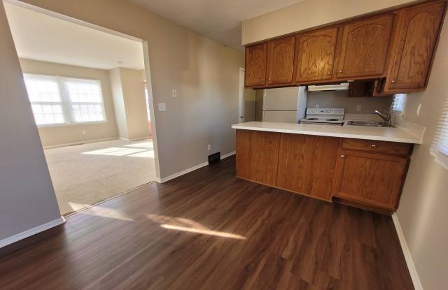 4823 NW Aurora Avenue photos photos