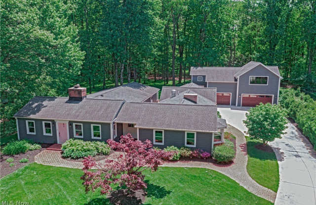 1 Deerfield Drive photos photos
