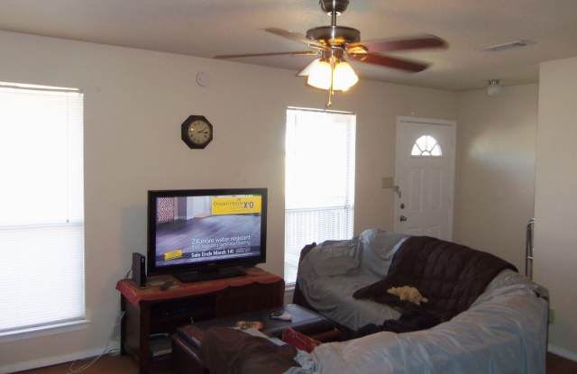 7000 Ivory Key Unit B Gallery 3