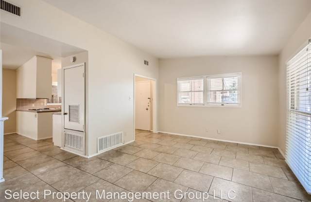 106 Oakhurst Pl Gallery 3