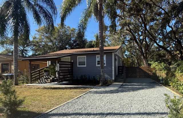 Fully Furnished 2BR/1BA Home with Pool, Fenced Yard, Internet & Lawn Care Included! photos photos