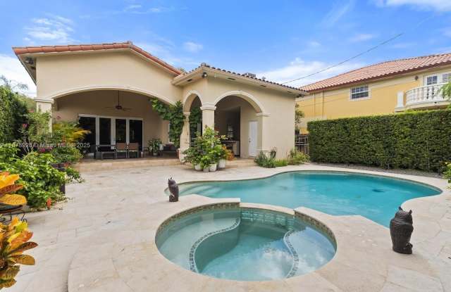 718 SW 26TH ROAD photos photos
