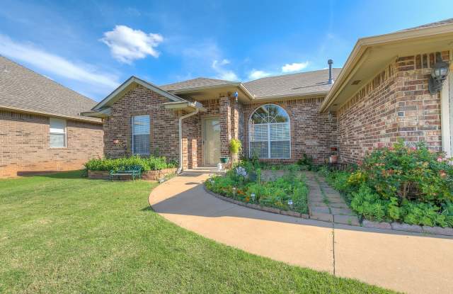 Edmond Schools + 4 bedrooms photos photos
