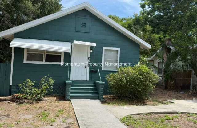 2308 Oakdale St. S. ST. Petersburg, FL 33705 Gallery 3