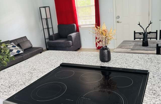 1625 Rebecca St photos photos