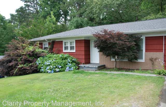 1217 17th Street NW - 1217 17th Street Northwest, Cleveland, TN 37311