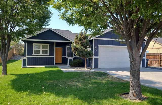 House with Garage  All Appliances photos photos