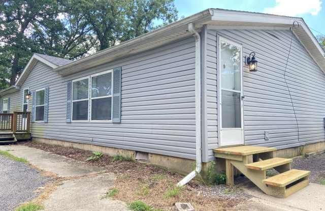 3BD/2BA Home With Central Air - 1312 Redwing Road, Porter County, IN 46383