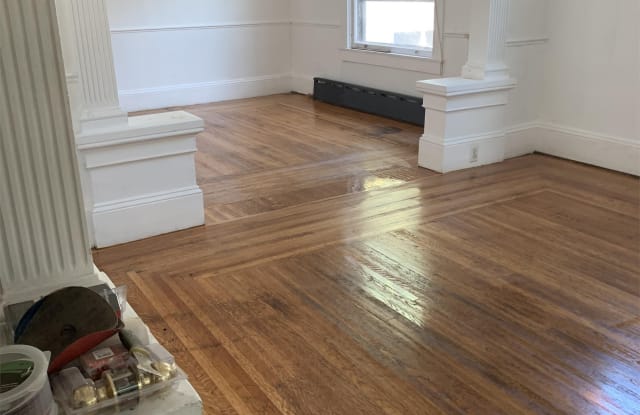 39 West 6th Street - 2-A Gallery 4