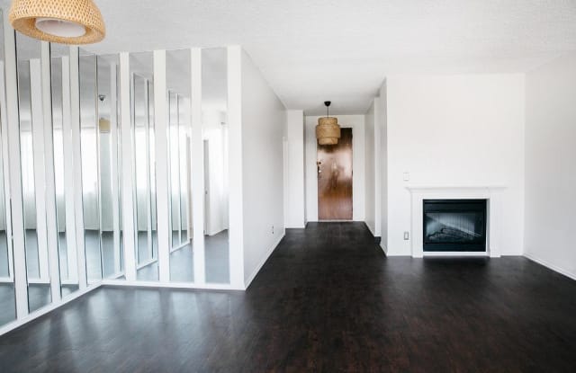 6174 BUCKINGHAM PKWY UNIT 309  # 309 - 6174 Buckingham Pkwy, Culver City, CA 90230