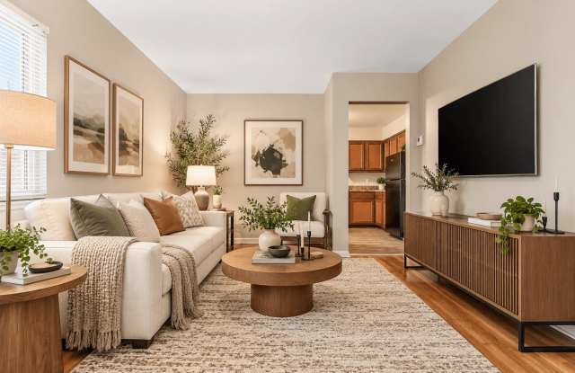 Coves at Columbus on Arborwood Drive Gallery 2