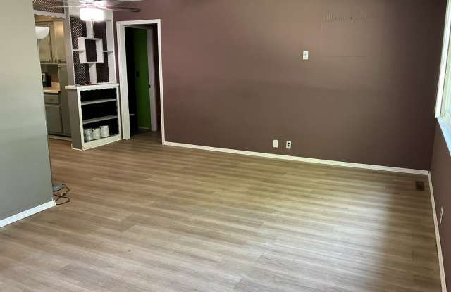 513 E Main Street Gallery 2