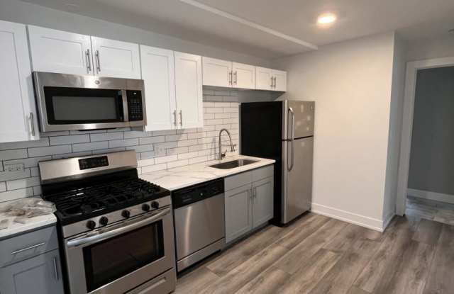 5920 North Ridge Ave. photos photos