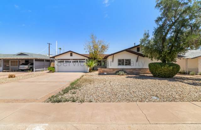 2537 N 65th St photos photos