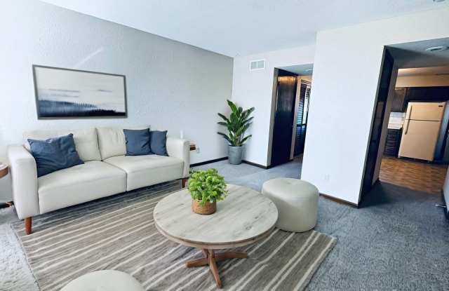 252-258 NW Woods Chapel Rd photos photos