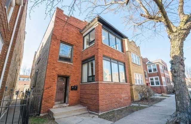 3116 N Damen Avenue photos photos