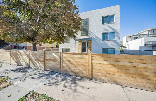 Charming 1BR Duplex in Englewood photos photos