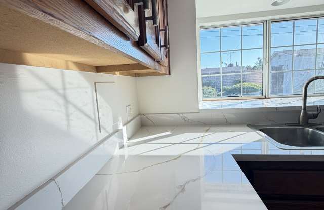 20622 Archwood St photos photos