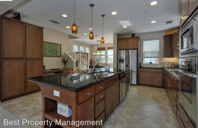 2943 Calico Common Gallery 4