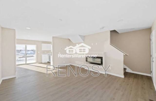 106 E Sycamore Gallery 2