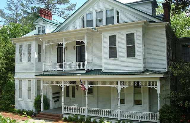 726 Hickman Rd photos photos