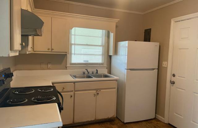 3 Bedroom/1 Bath Home Gallery 4