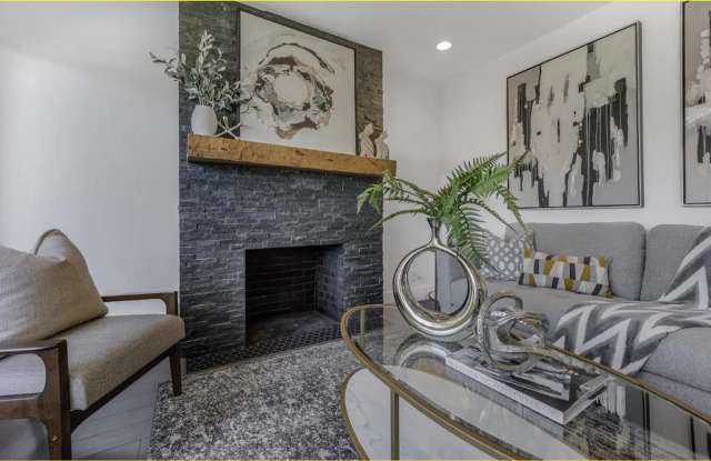 Beautiful Remodeled Home in Menlo Park *Walk to Meta Campus* photos photos