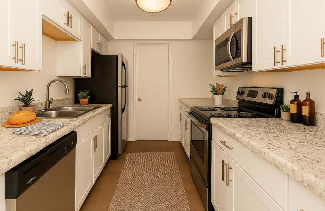2247 East Cactus Road - 2 Gallery 4