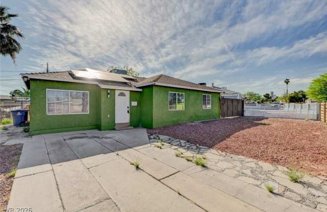 1720 E Carson Avenue Gallery 4