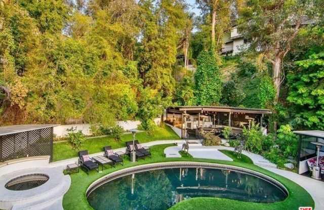 7475 Mulholland Dr photos photos