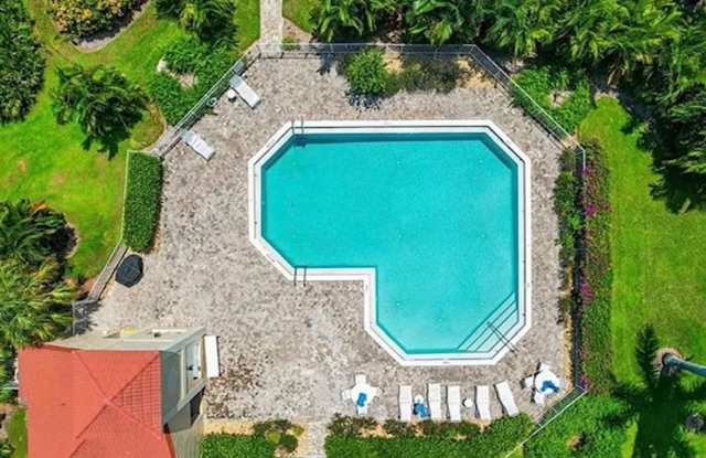 Fully Furnished Seasonal 3-Bed Condo Rental in Windstar Gallery 4